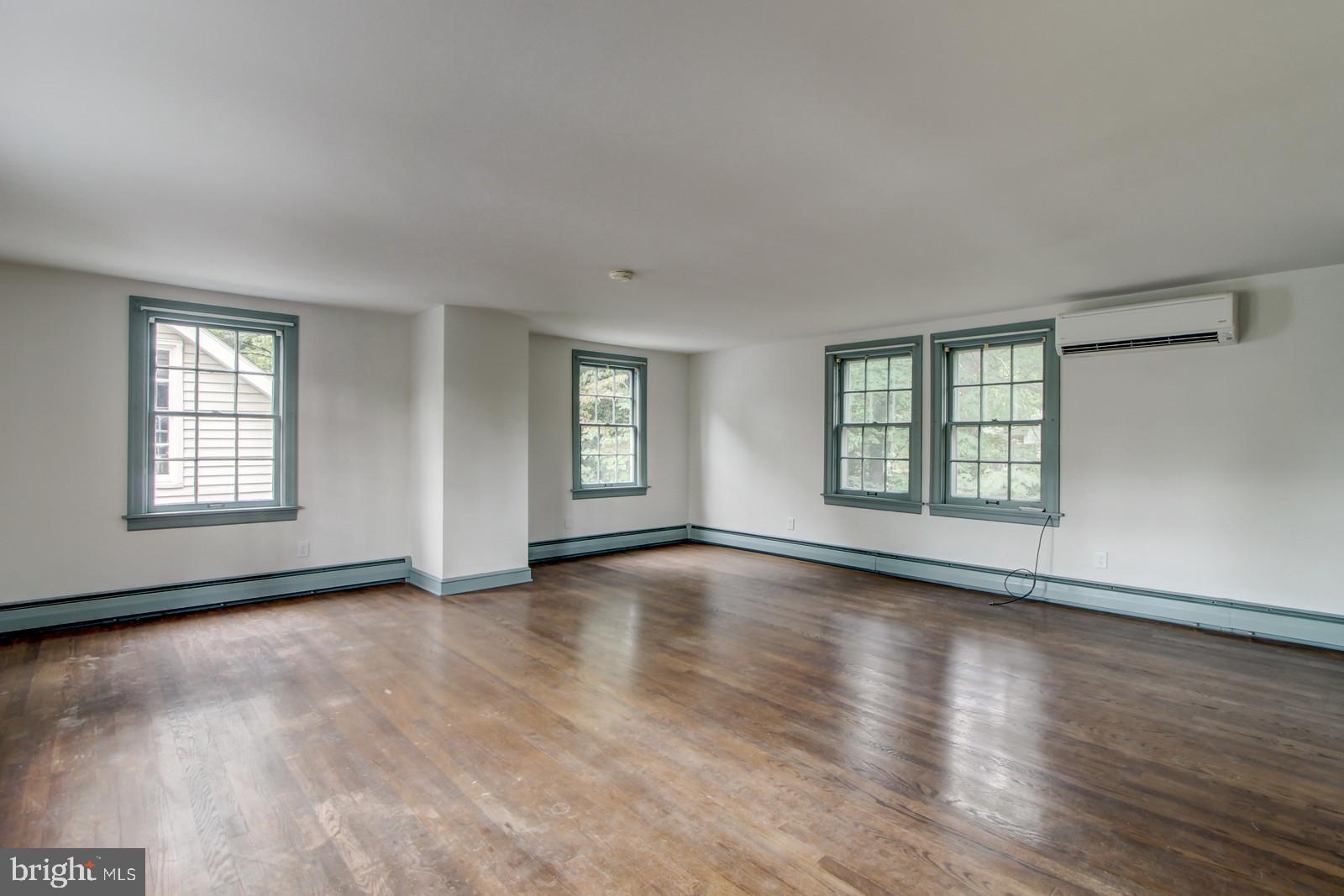 2012 Crescent Road York, PA 17403 - Photo 25 of 37
