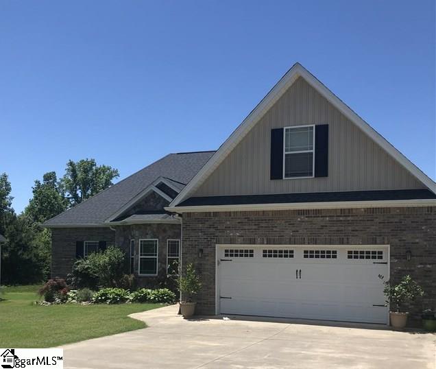 321 Wilkes Way Anderson, SC 29621 - Photo 1 of 18 Gallery Image 1