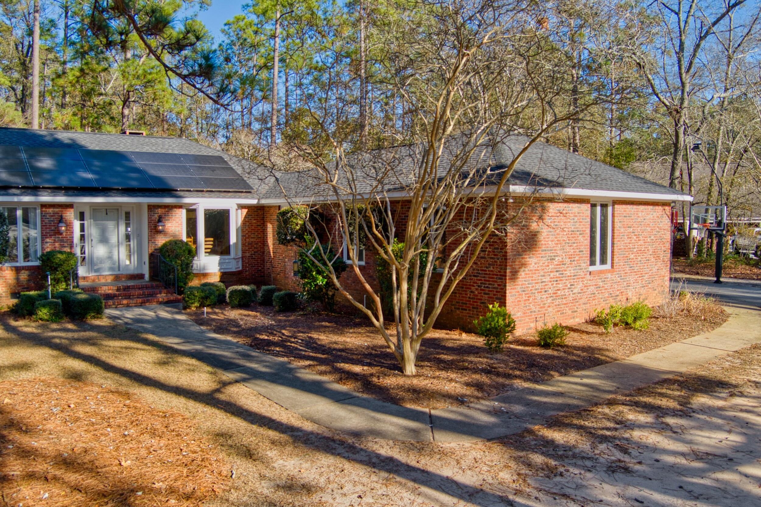 5 Huckleberry Court Aiken, SC 29803 - Photo 3 of 63 3_max_0081_hdr 2
