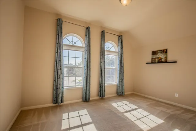 $3,600 | 2802 Silhouette Bay Drive, Pearland, TX 77584