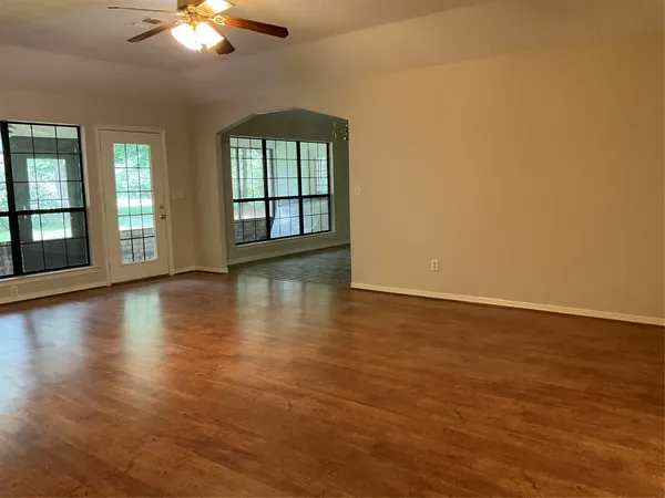 $290,000 | 195 Coral Gables, Trinity, TX 75862