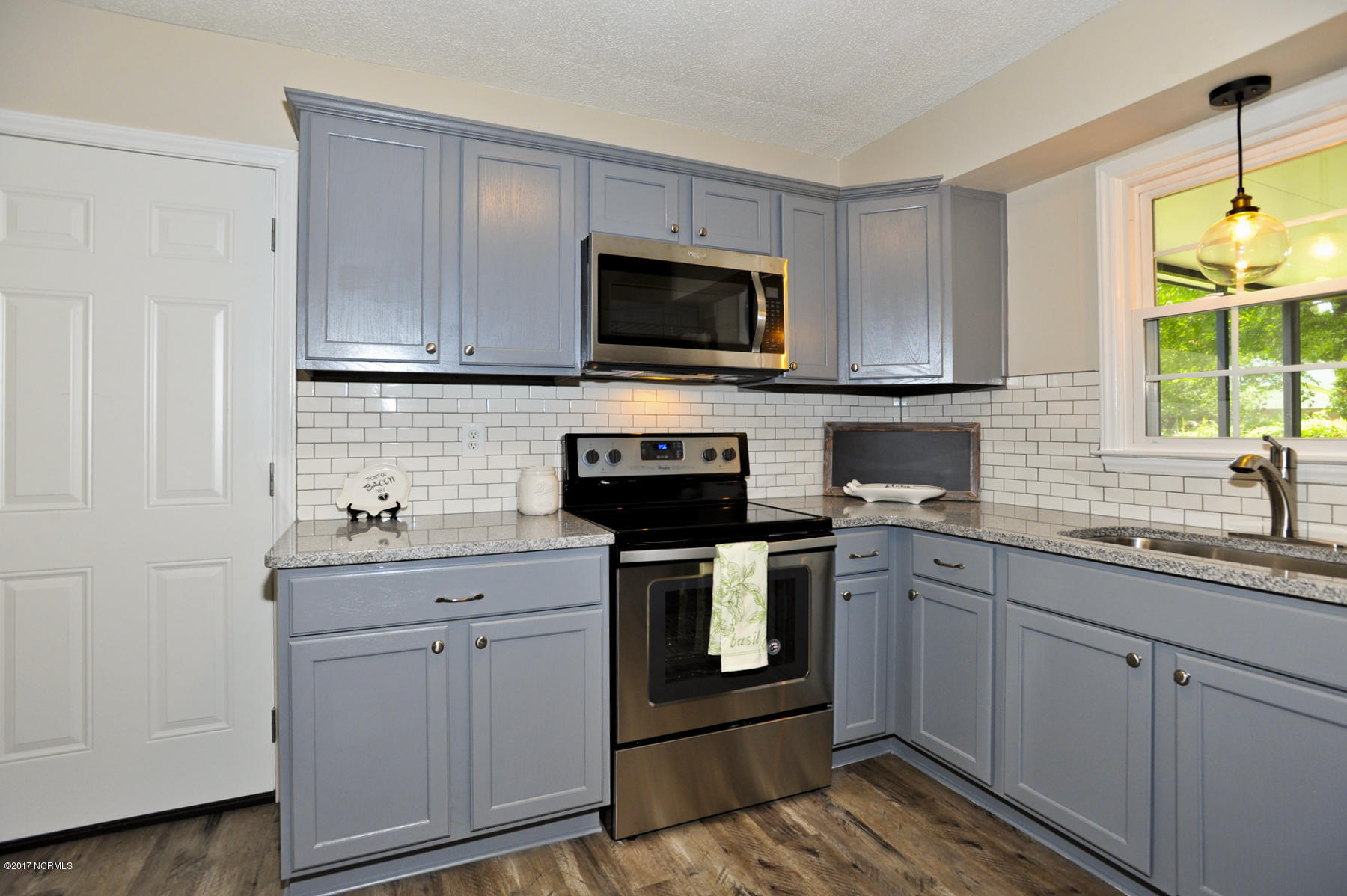807 Shadowridge Road Jacksonville, NC 28546 - Photo 11 of 34 070 Kit