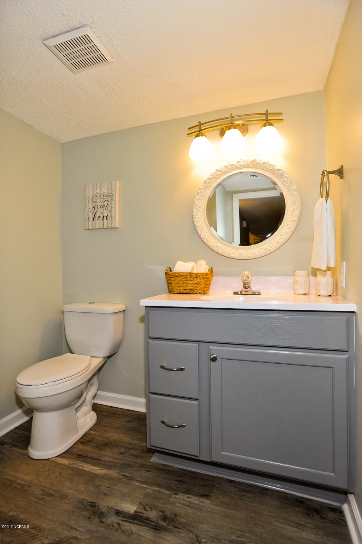 807 Shadowridge Road Jacksonville, NC 28546 - Photo 16 of 34 091 Pwdr Rm