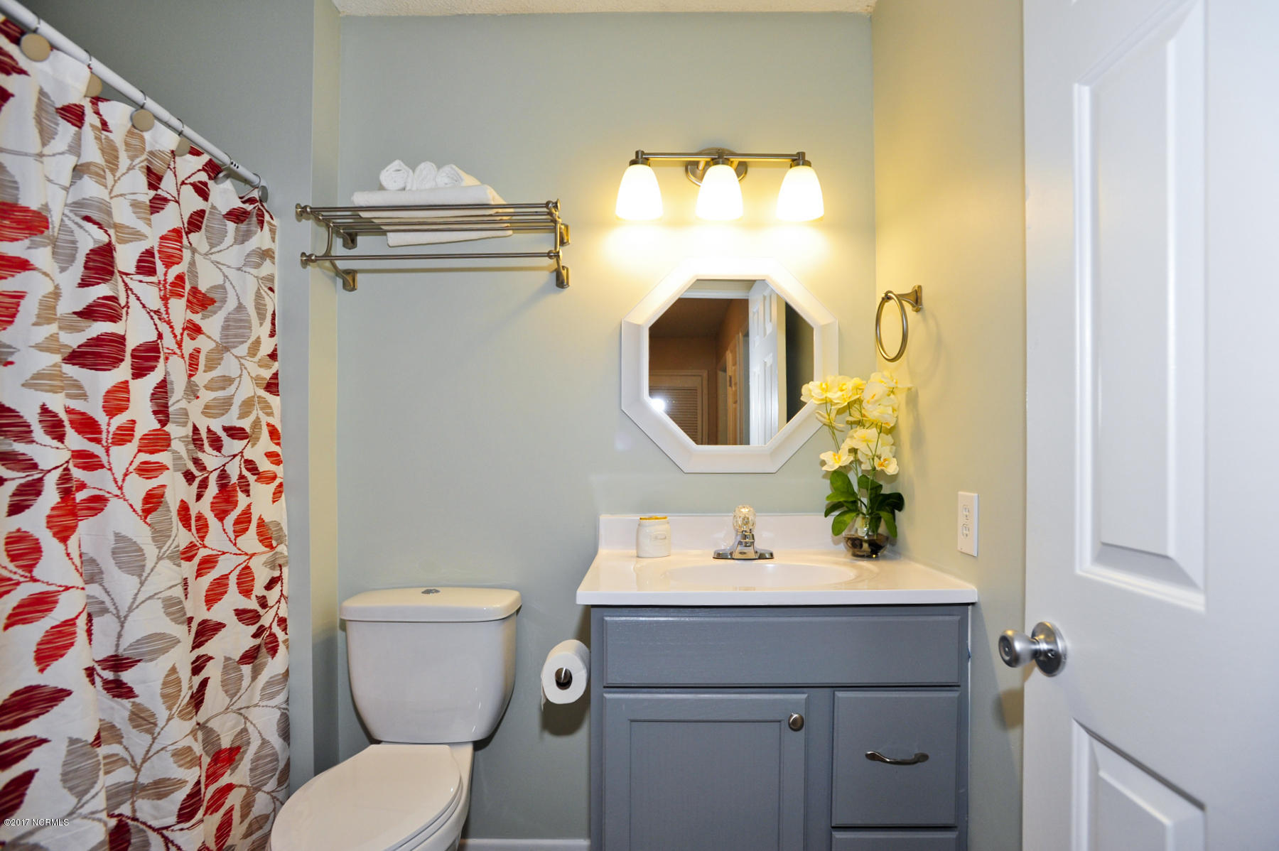 807 Shadowridge Road Jacksonville, NC 28546 - Photo 22 of 34 142 Bath