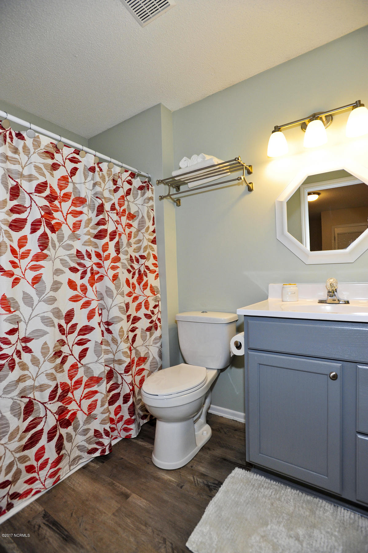 807 Shadowridge Road Jacksonville, NC 28546 - Photo 27 of 34 149 Bath