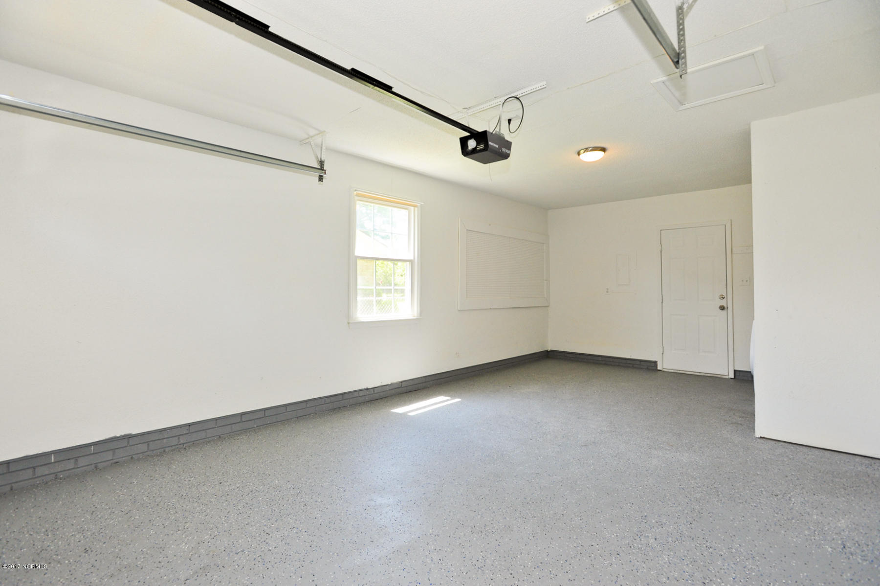 807 Shadowridge Road Jacksonville, NC 28546 - Photo 29 of 34 096 Garage