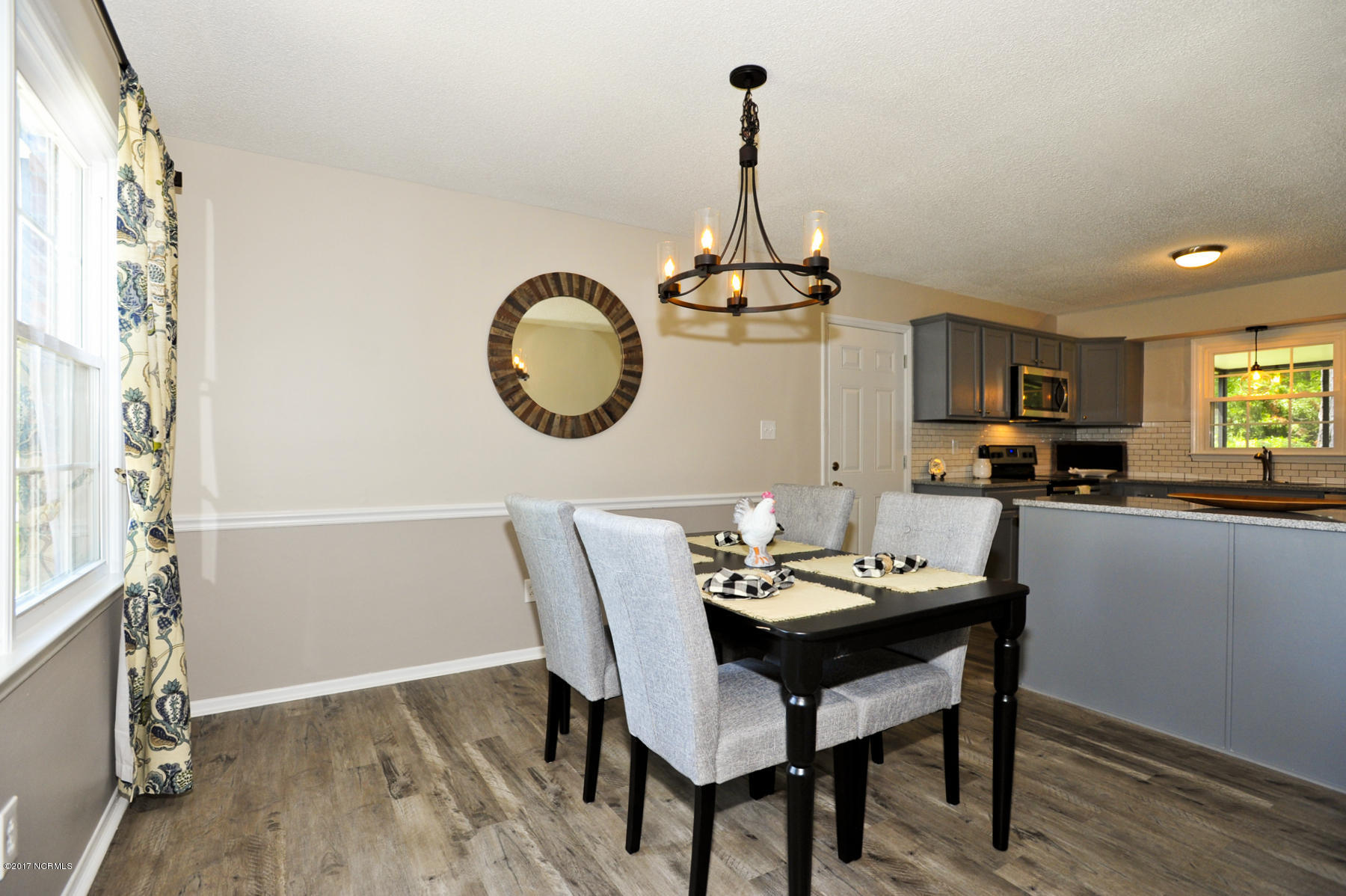 807 Shadowridge Road Jacksonville, NC 28546 - Photo 6 of 34 057 Din