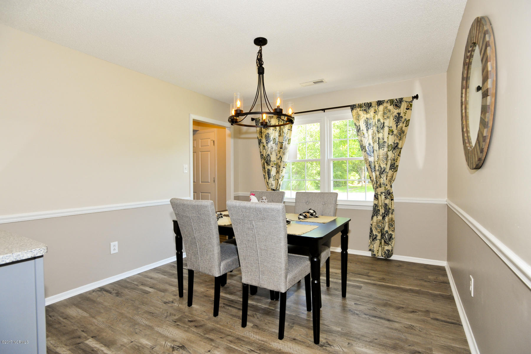 807 Shadowridge Road Jacksonville, NC 28546 - Photo 8 of 34 061 Din