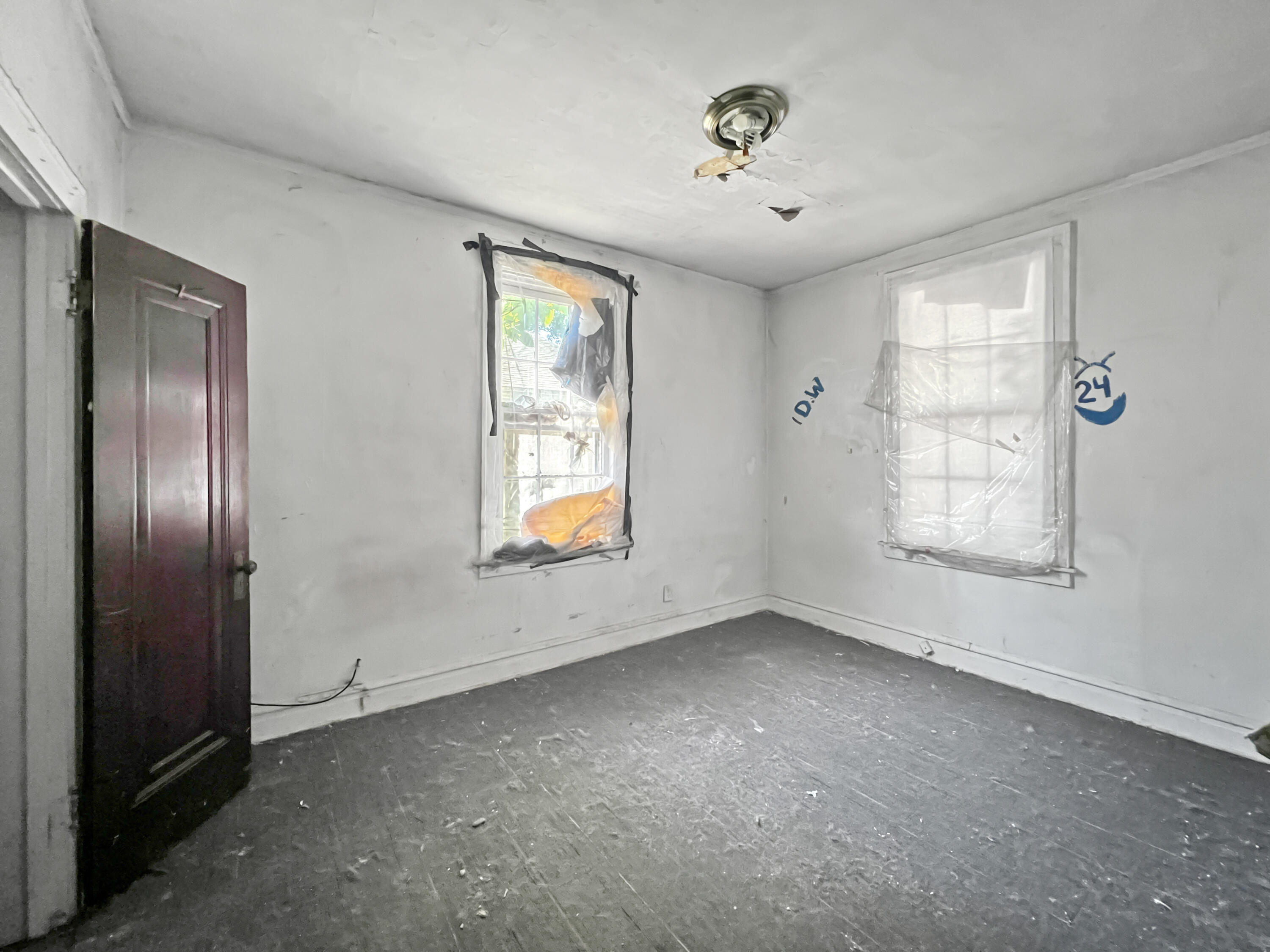 4442 Adams Street Gary, IN 46408 - Photo 8 of 13 3000x2250