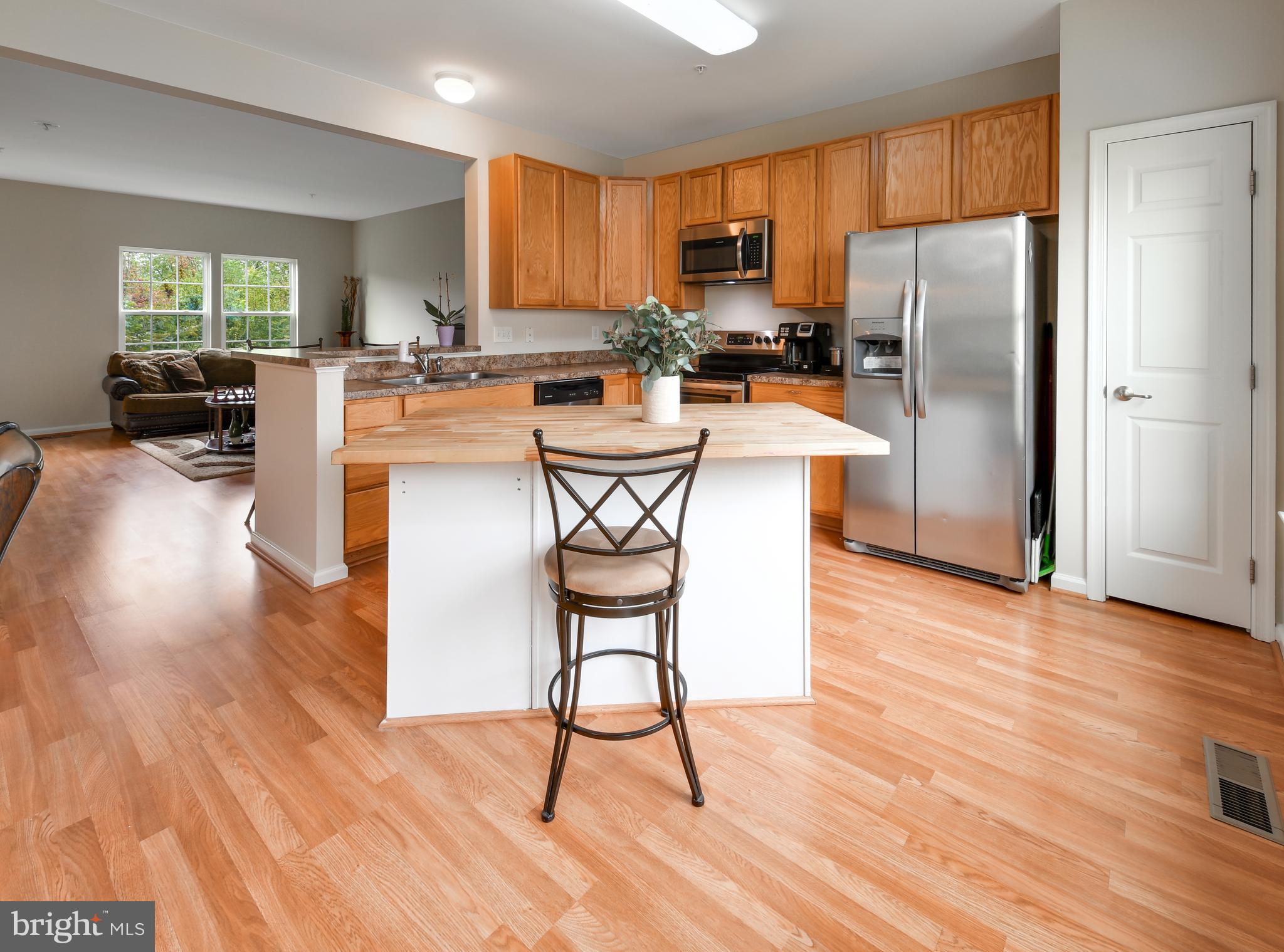 2034 Spring Run Circle Frederick, MD 21702 - Photo 8 of 23 Gourmet Kitchen