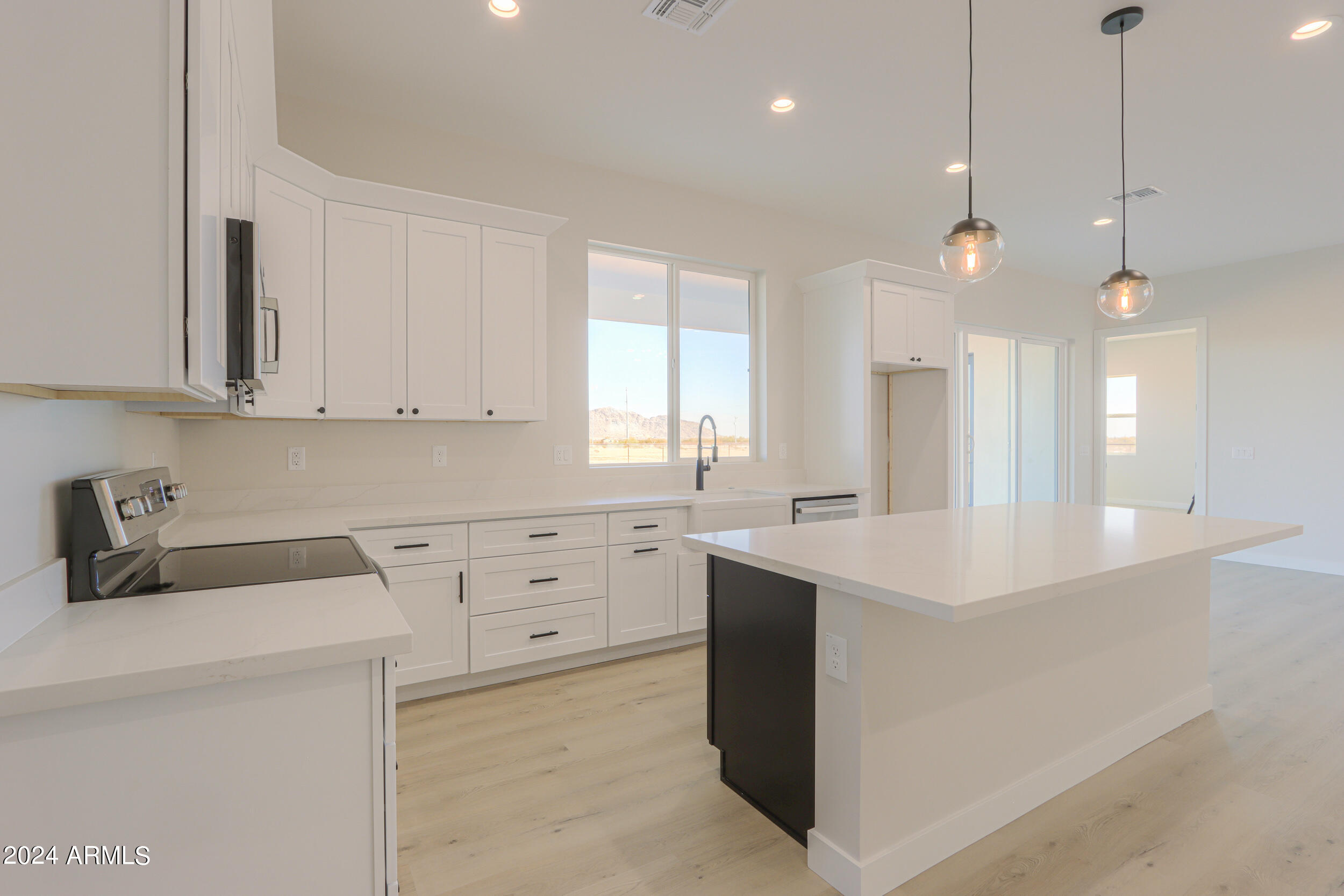 54446 West Quail Run Road Maricopa, AZ 85139 - Photo 12 of 43 22