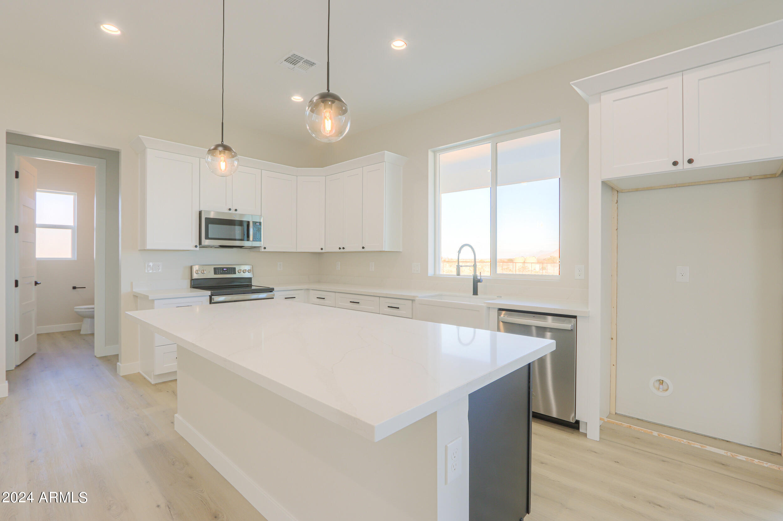 54446 West Quail Run Road Maricopa, AZ 85139 - Photo 6 of 43 19
