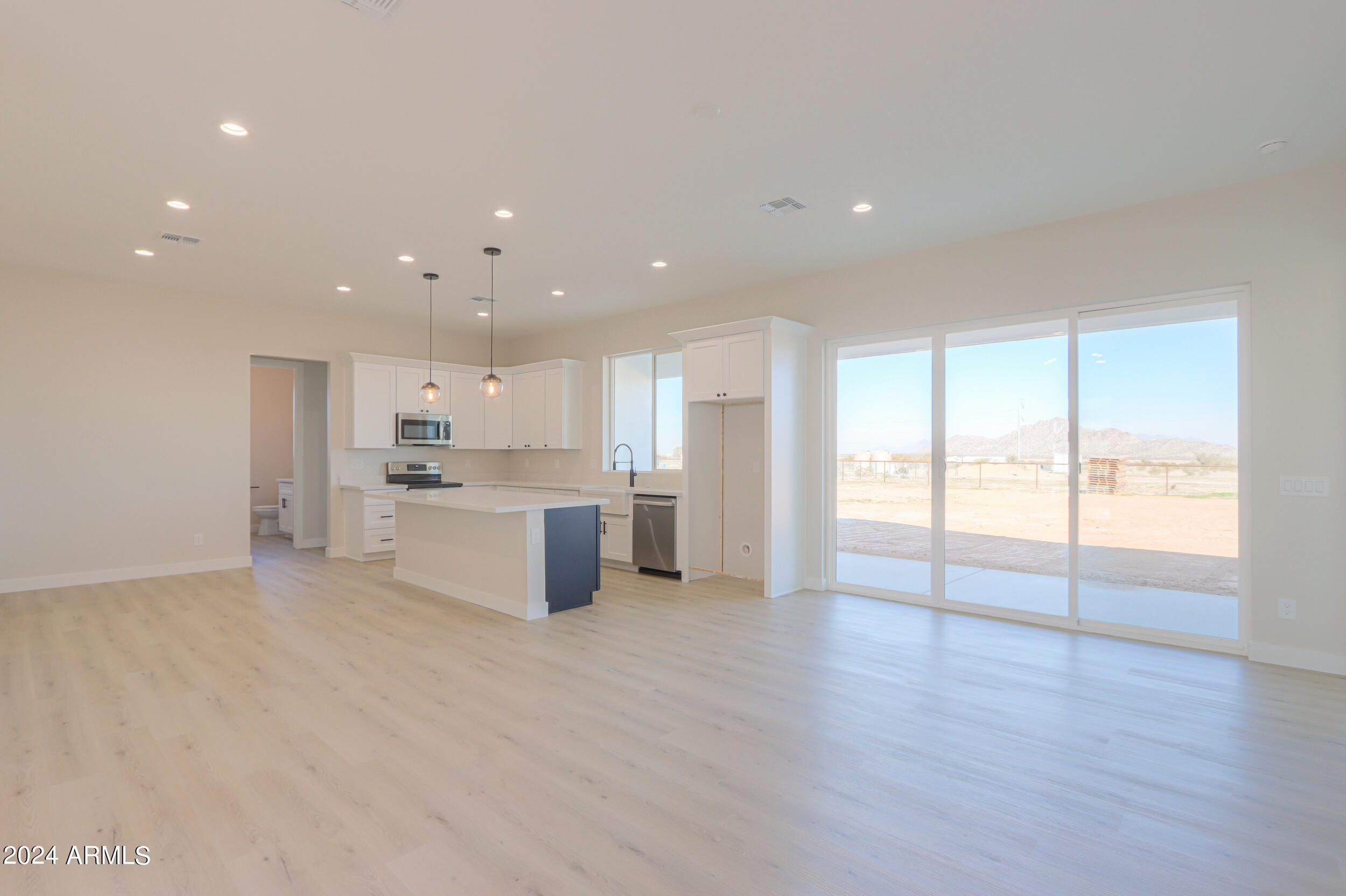 54446 West Quail Run Road Maricopa, AZ 85139 - Photo 8 of 43 16