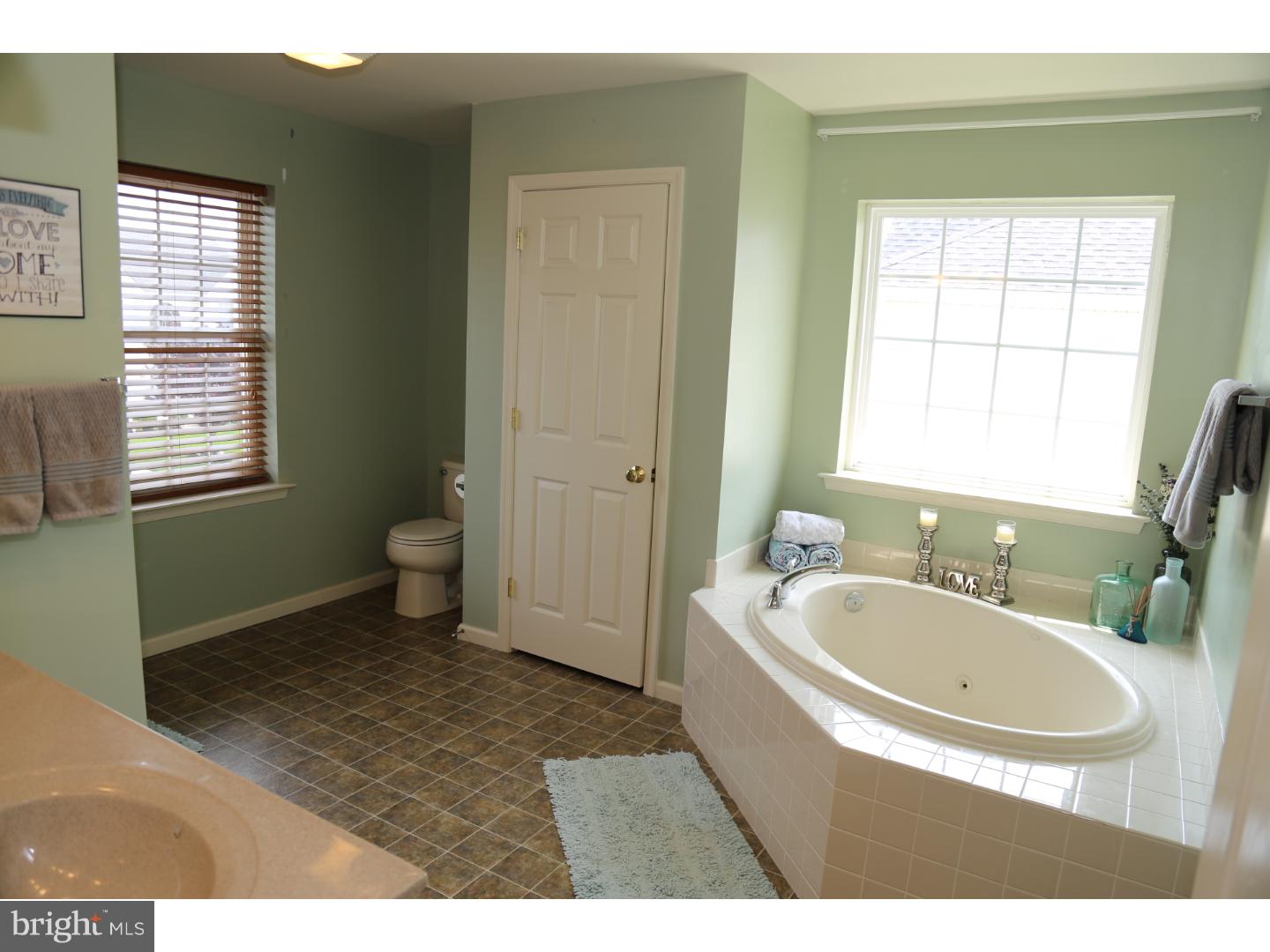 163 Quiet Road Sicklerville, NJ 08081 - Photo 14 of 24 Master Bathroom