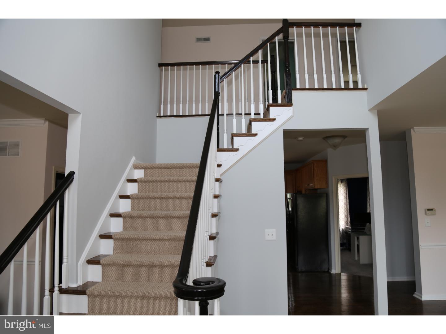 163 Quiet Road Sicklerville, NJ 08081 - Photo 3 of 24 Foyer