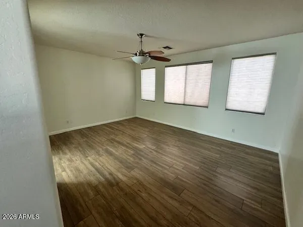 $2,500 | 3130 North 126th Drive, Avondale, AZ 85392