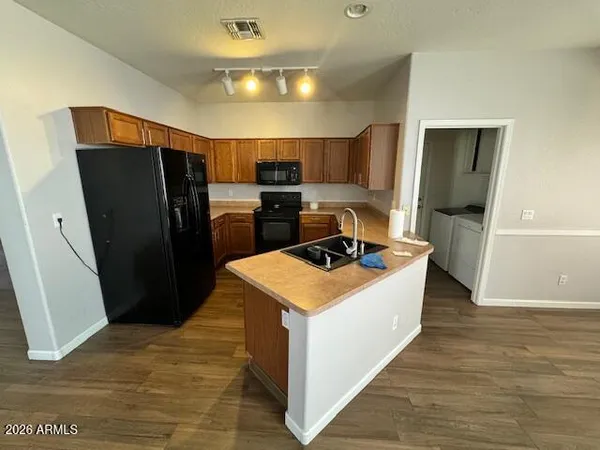 $2,500 | 3130 North 126th Drive, Avondale, AZ 85392