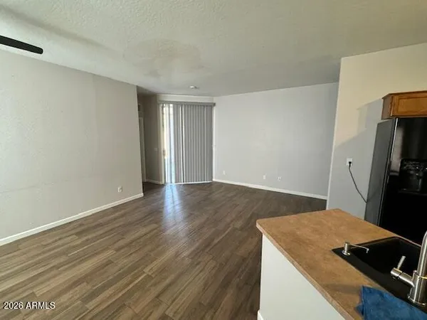 $2,500 | 3130 North 126th Drive, Avondale, AZ 85392