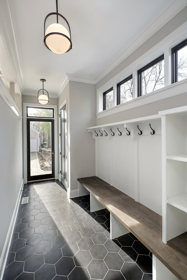 1401 Maple Avenue Wilmette, IL 60091 - Photo 20 of 46 a view of an empty room with a window