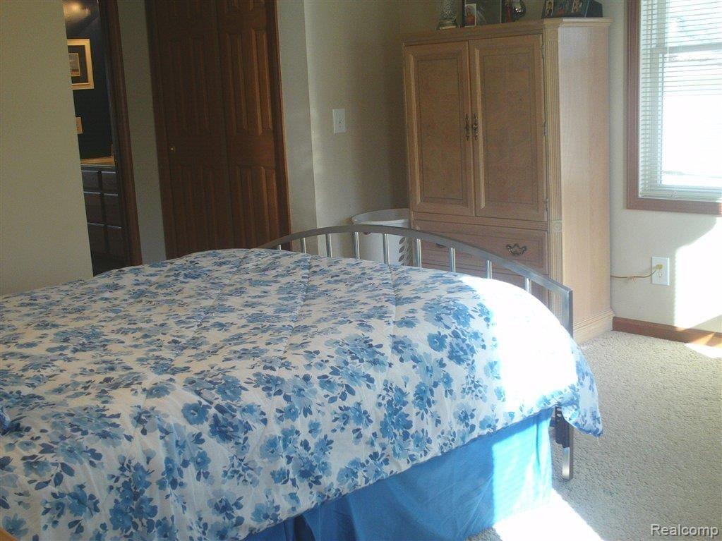 86 Vernier Road Grosse Pointe, MI 48236 - Photo 22 of 25 IMAG1363.JPG