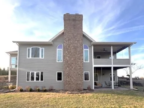 $800,000 | 7089 West Stuart Road, Beloit, WI 53511