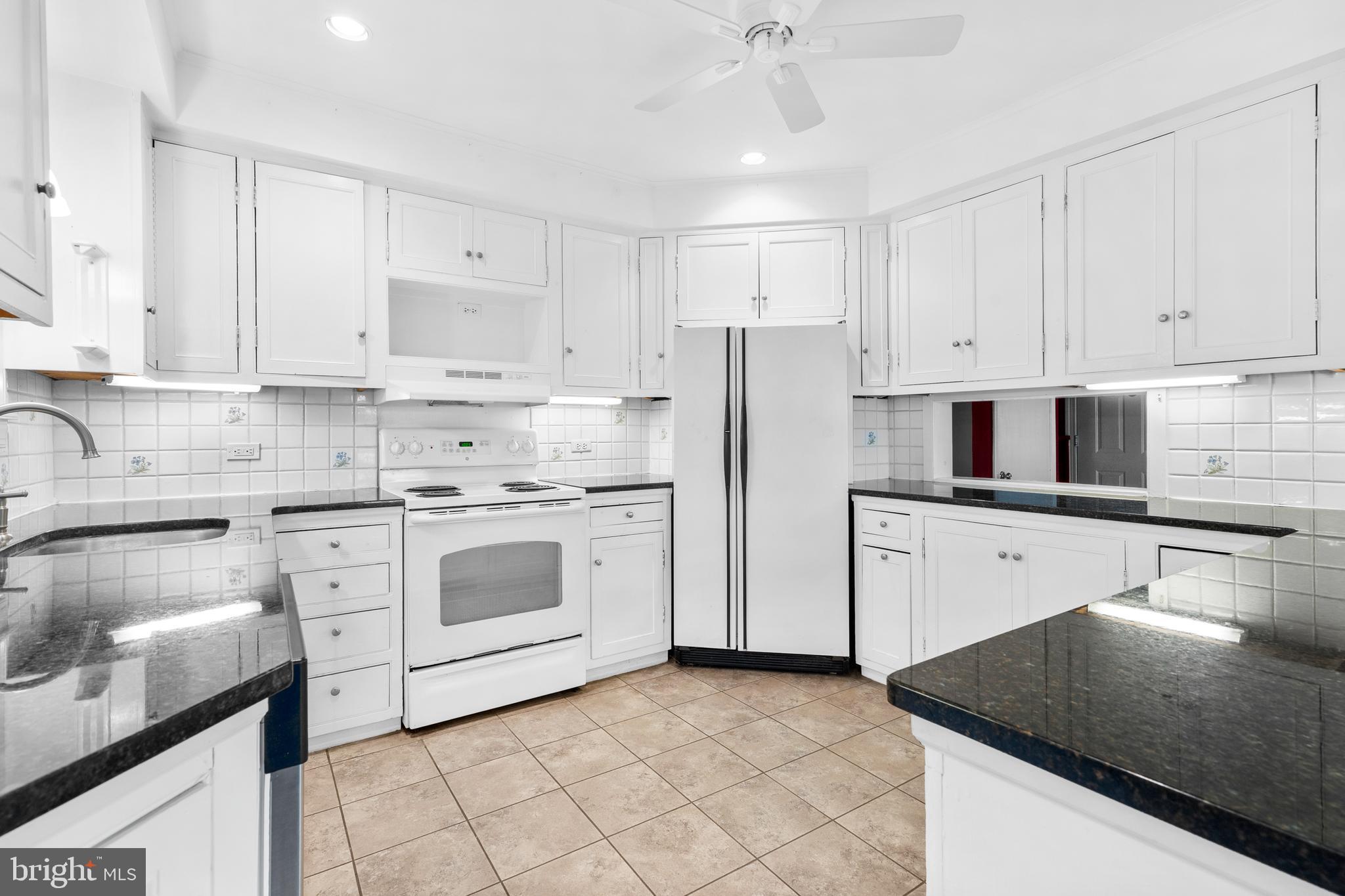 2971 Street Road Doylestown, PA 18902 - Photo 10 of 40