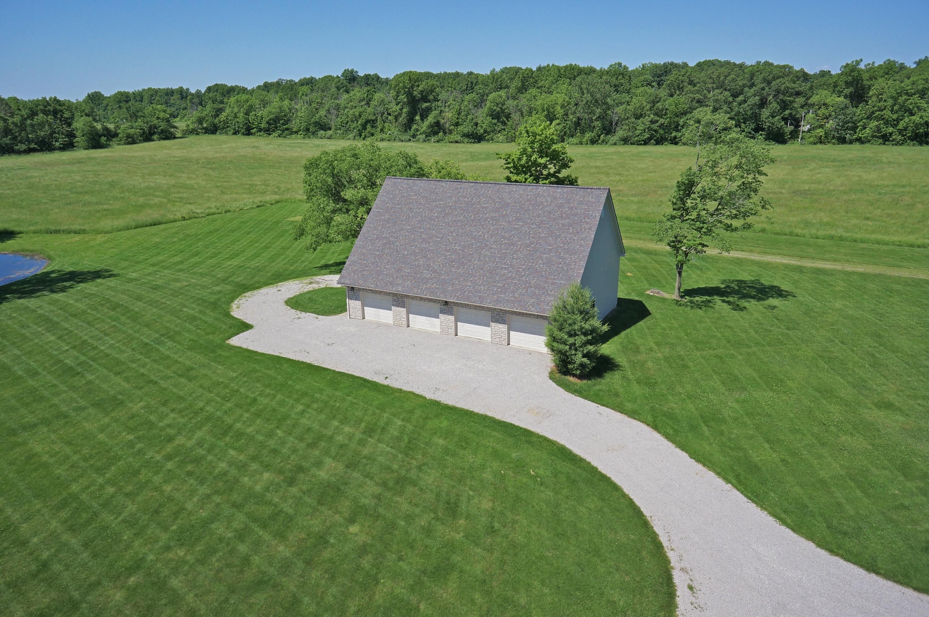 3481 Byers Road Delaware, OH 43015 - Photo 4 of 44