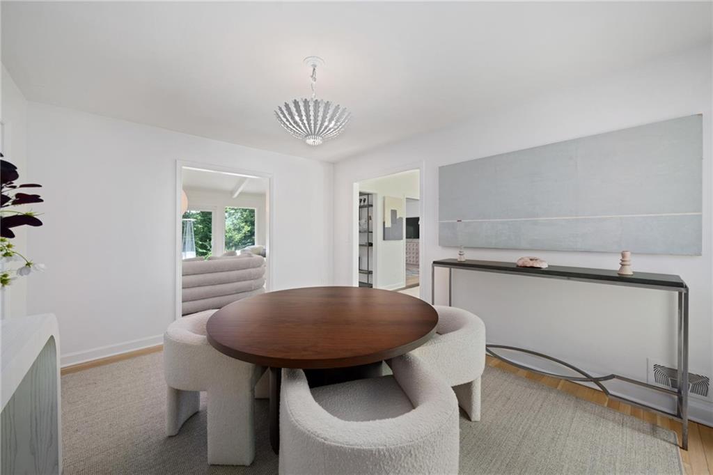 4037 Conway Valley Road Northwest Atlanta, GA 30327 - Photo 19 of 35 Gallery Image 19