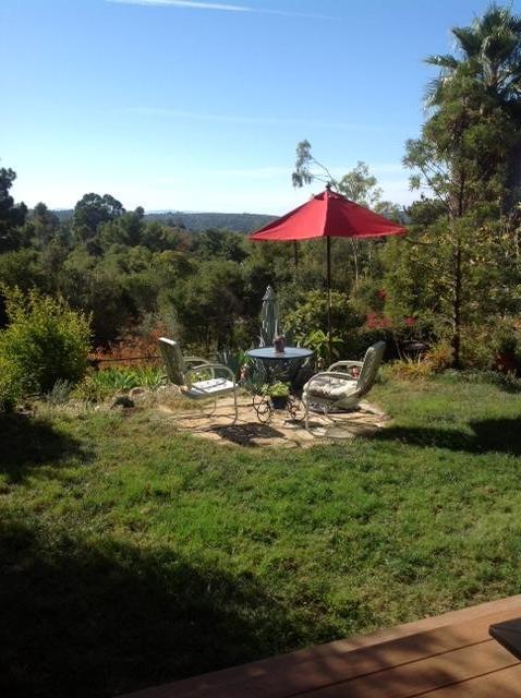 2889 Foothill Road Santa Barbara, CA 93105 - Photo 17 of 23 Patio