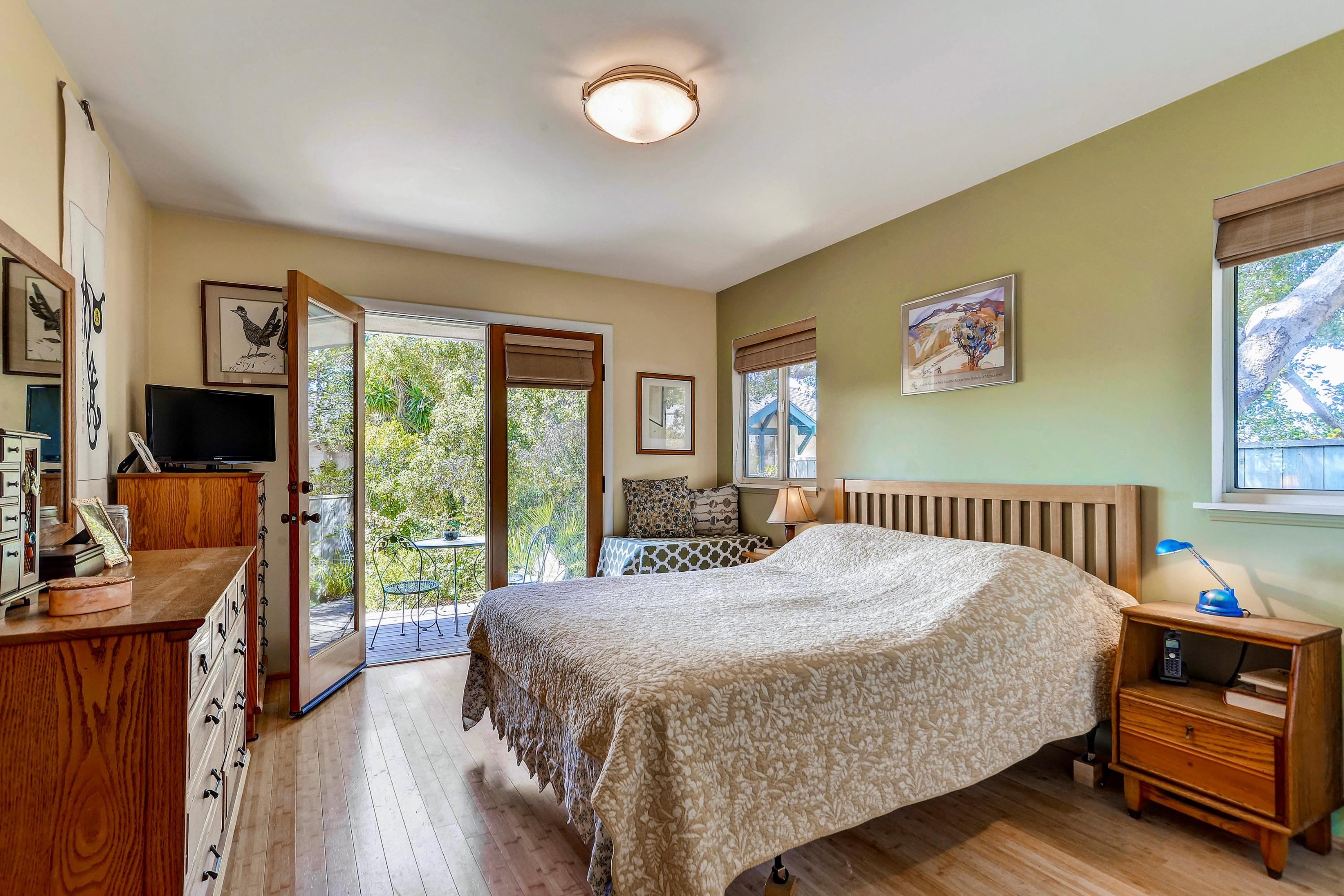 2889 Foothill Road Santa Barbara, CA 93105 - Photo 7 of 23 Master Bedroom