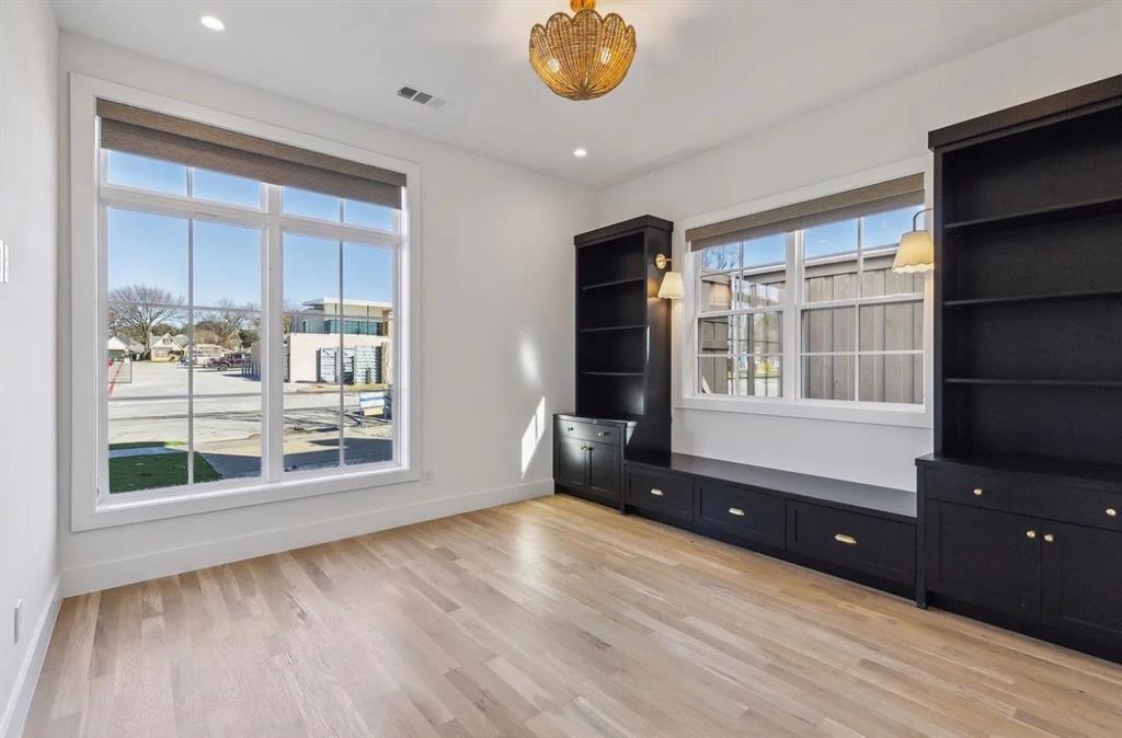 5800 Goodwin Avenue Dallas, TX 75206 - Photo 19 of 39