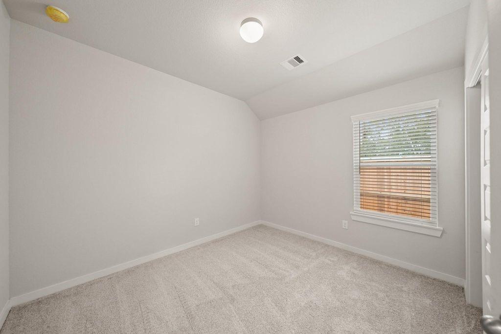 3122 Soaring Pines Trail Conroe, TX 77301 - Photo 14 of 19 representative photo