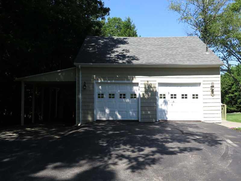 4 Middle Road Cumberland Center, ME 04021 - Photo 28 of 31 Garage.