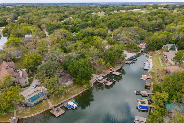 $500,000 | 337 Sugar Lake Drive, Mound City, KS 66056