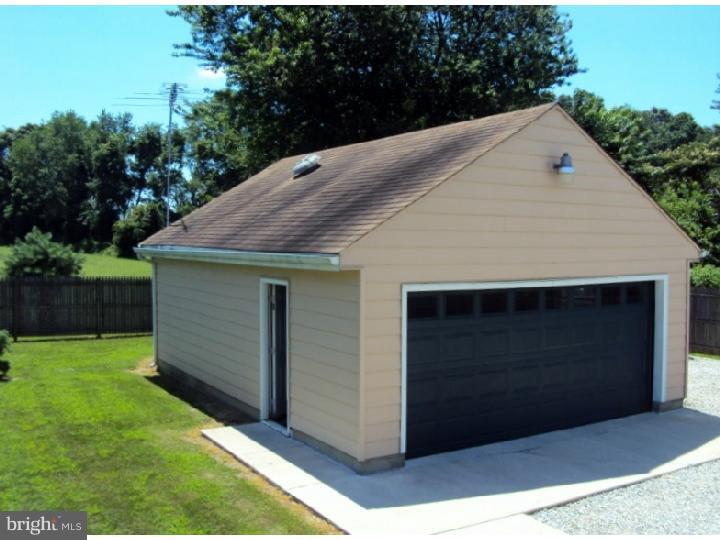 26 Northville Road Bridgeton, NJ 08302 - Photo 22 of 25 Garage