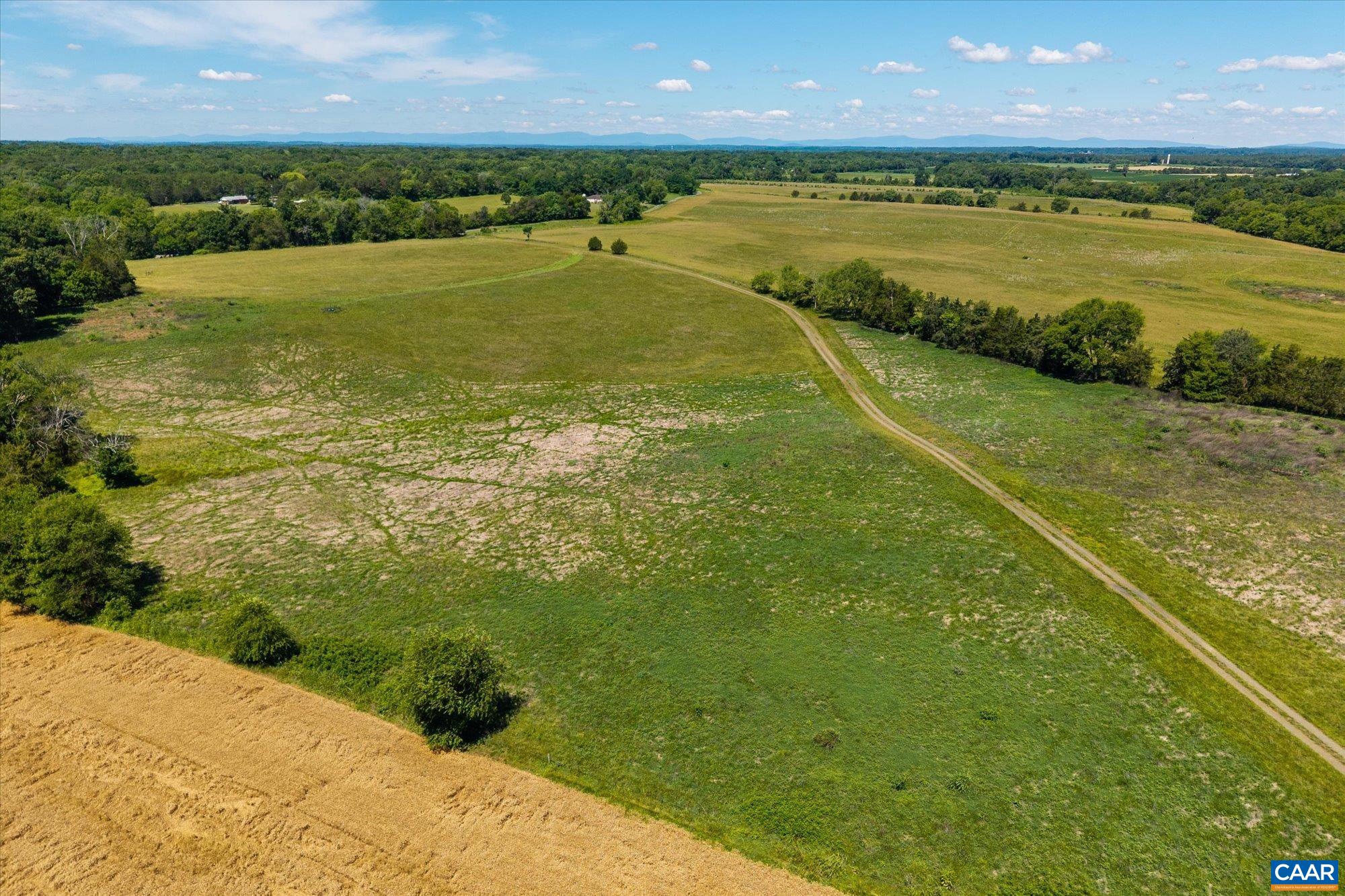4700 Midland Road Midland, VA 22728 - Photo 16 of 35