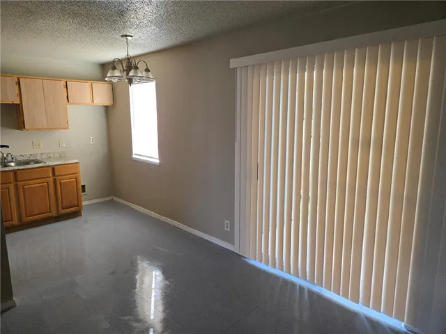 $595,000 | 1634 West Woodlawn Avenue, San Antonio, TX 78201