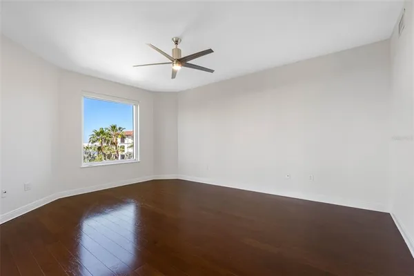 $1,150,000 | 5823 Bowen Daniel Drive, Unit 401, Tampa, FL 33611