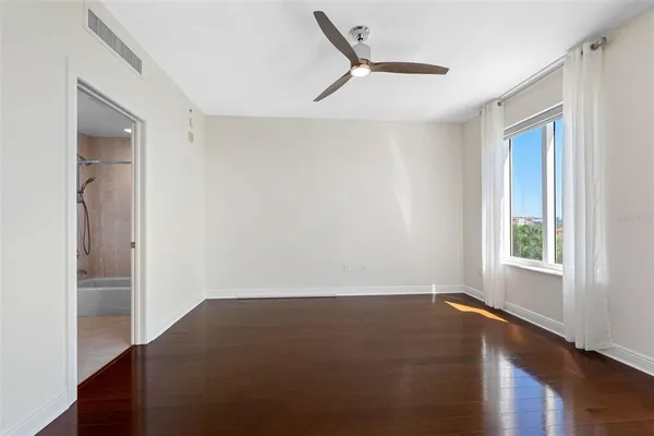 $1,150,000 | 5823 Bowen Daniel Drive, Unit 401, Tampa, FL 33611
