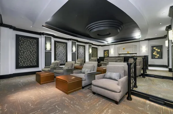 $1,150,000 | 5823 Bowen Daniel Drive, Unit 401, Tampa, FL 33611