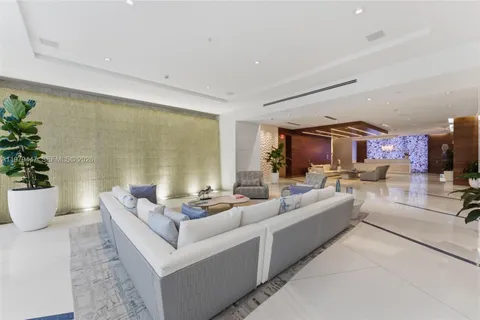 $3,390,000 | 330 Sunny Isles Boulevard, Unit 52304, Sunny Isles Beach, FL 33160