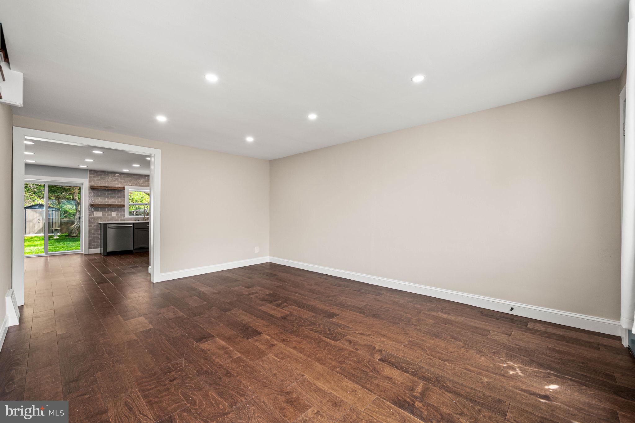 171 Blanchard Road Drexel Hill, PA 19026 - Photo 4 of 23