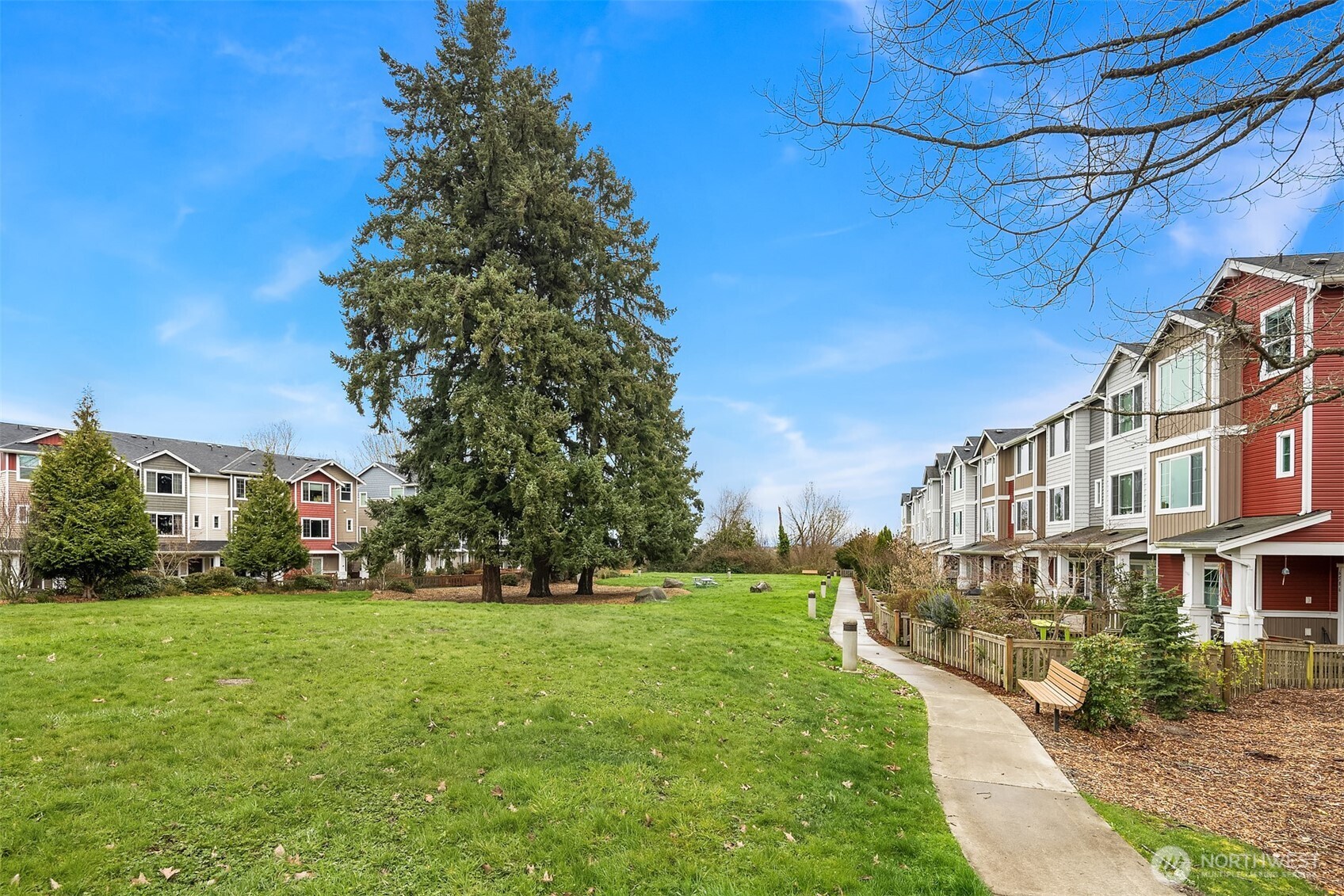 6592 High Point Drive Southwest Seattle, WA 98126 - Photo 29 of 34
