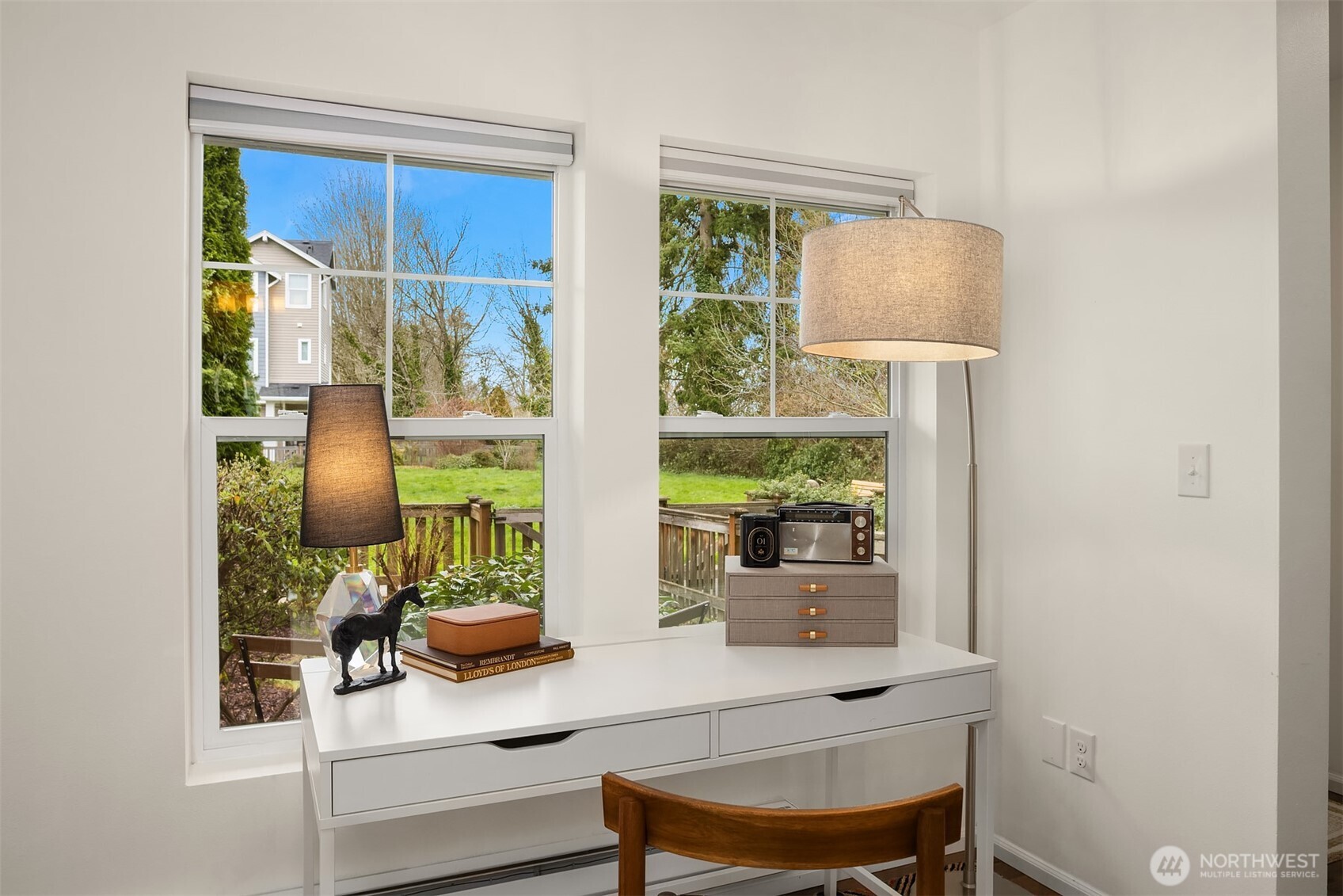 6592 High Point Drive Southwest Seattle, WA 98126 - Photo 5 of 34