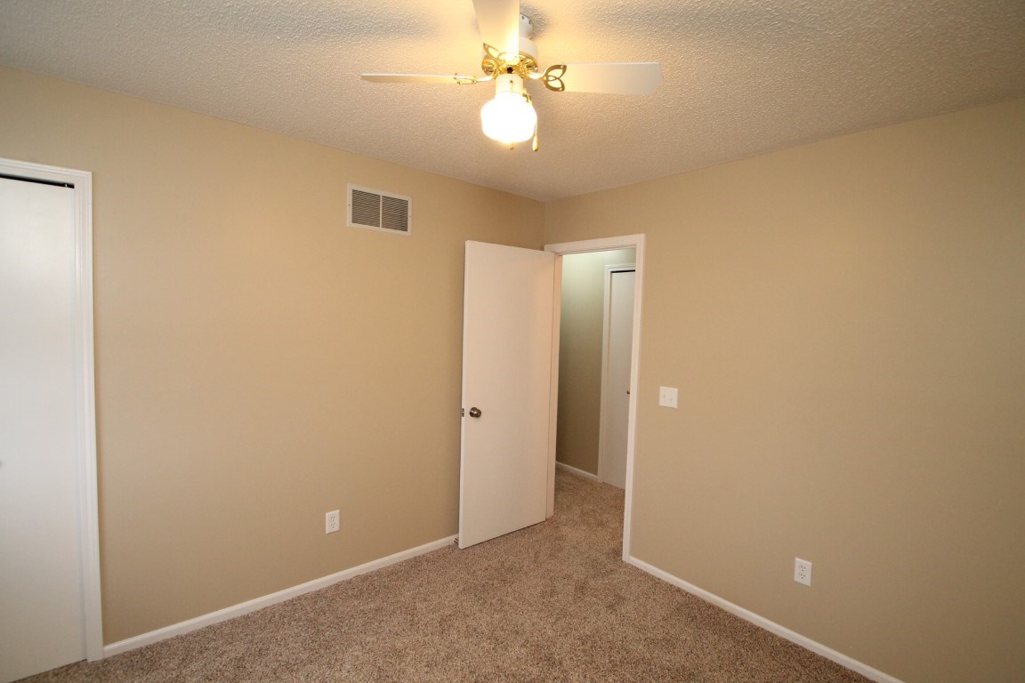 3735 Summit View Place Fort Wayne, IN 46808 - Photo 24 of 30 Gallery Image 24
