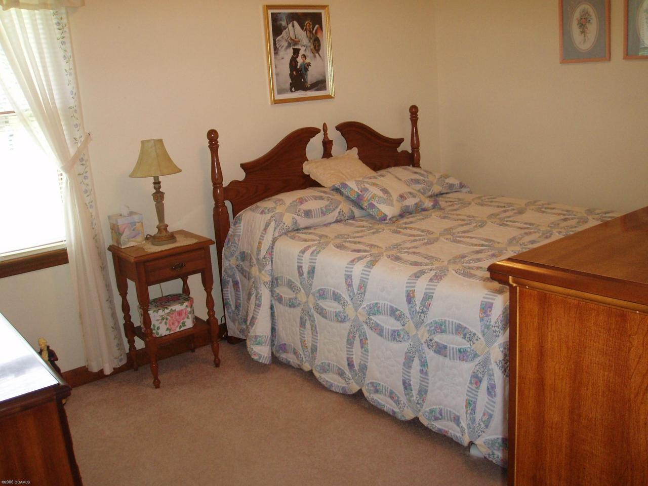 605 North Gate Road Morehead City, NC 28557 - Photo 8 of 9 2nd Bedroom