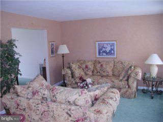 4513 Old Oak Road Doylestown, PA 18902 - Photo 2 of 6 Gallery Image 2