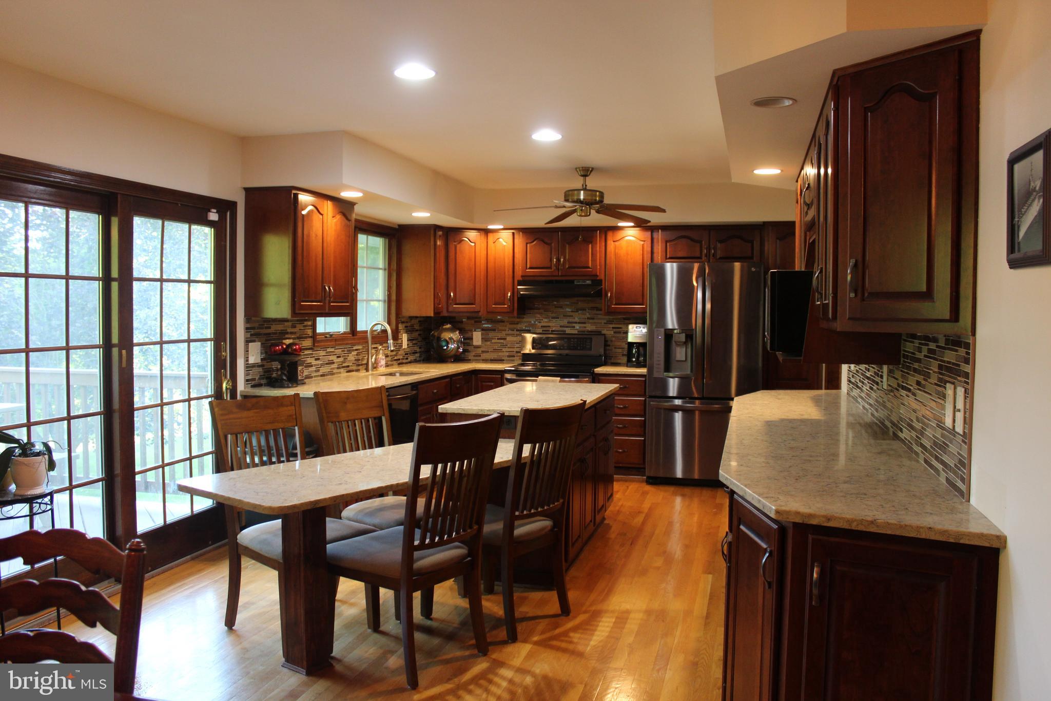2032 Smoky Road Huntingtown, MD 20639 - Photo 16 of 42 Lots of room for entertaining