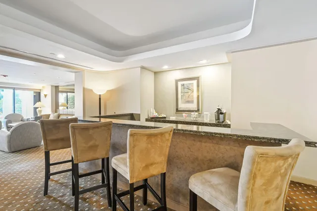 $6,000 | 529 South Flagler Drive, Unit 9H, West Palm Beach, FL 33401