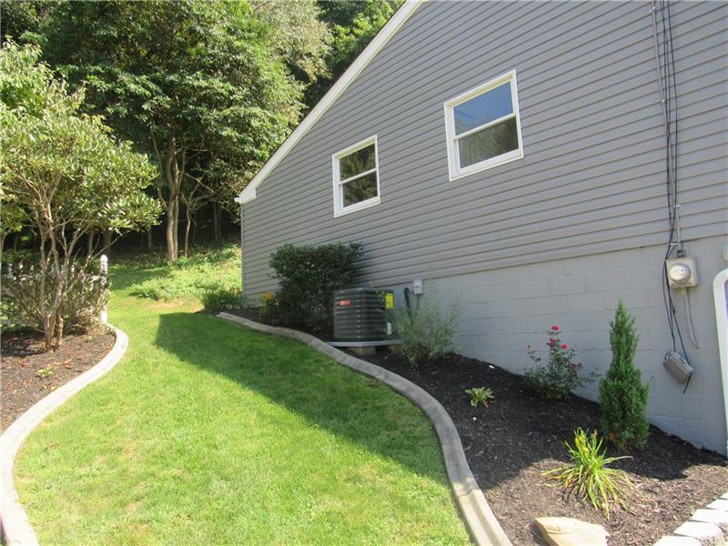 1306 Rankin Road White Oak, PA 15131 - Photo 4 of 25 Gallery Image 4